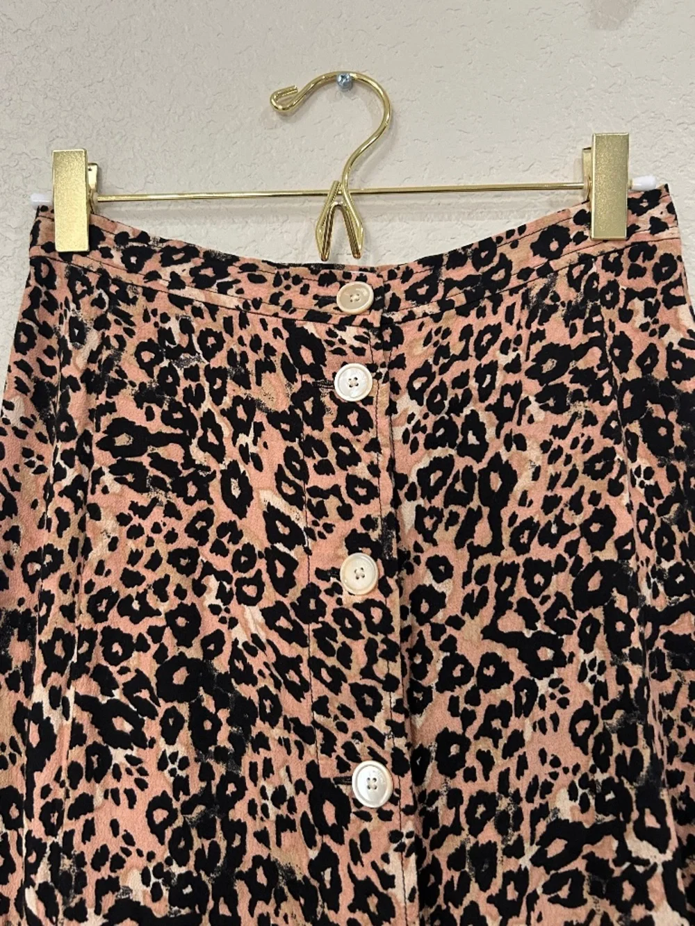 Wilfred Aritzia Amelie Leopard Print A-line Midi Button From Skirt Size 2 - Picture 4 of 11
